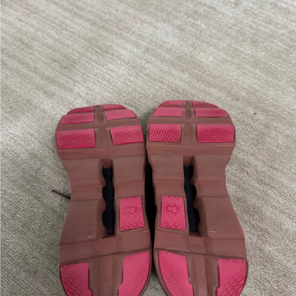 On Running Cloudnova Peach and Pink Women's Shoes - Picture 2 of 4